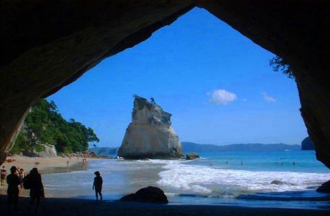 Cathedral Cove 1cropped